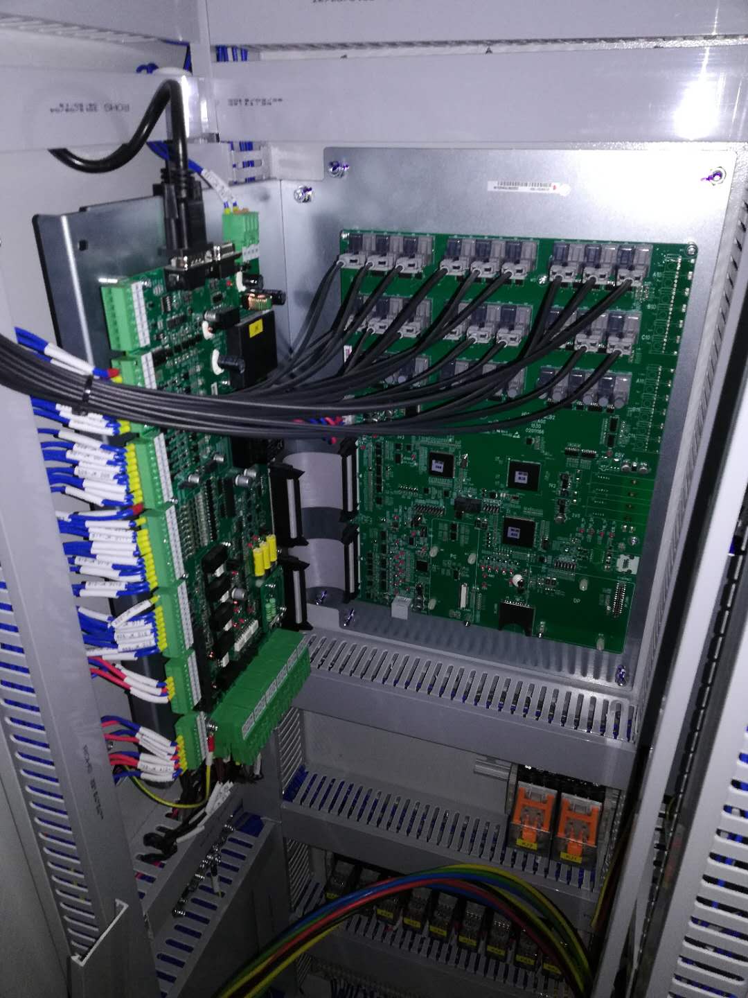 高(gāo)壓變頻(pín)器(qì)維修-高(gāo)壓彙