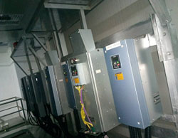 低(dī)壓變頻(pín)器(qì)維修